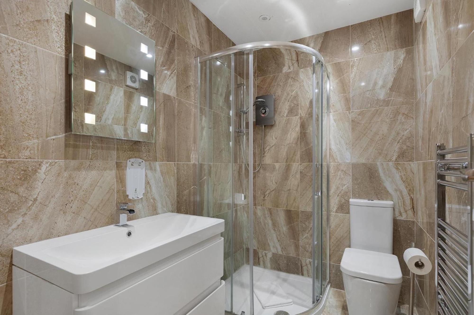 Central And Modern One Bedroom Flat أكسفورد المظهر الخارجي الصورة