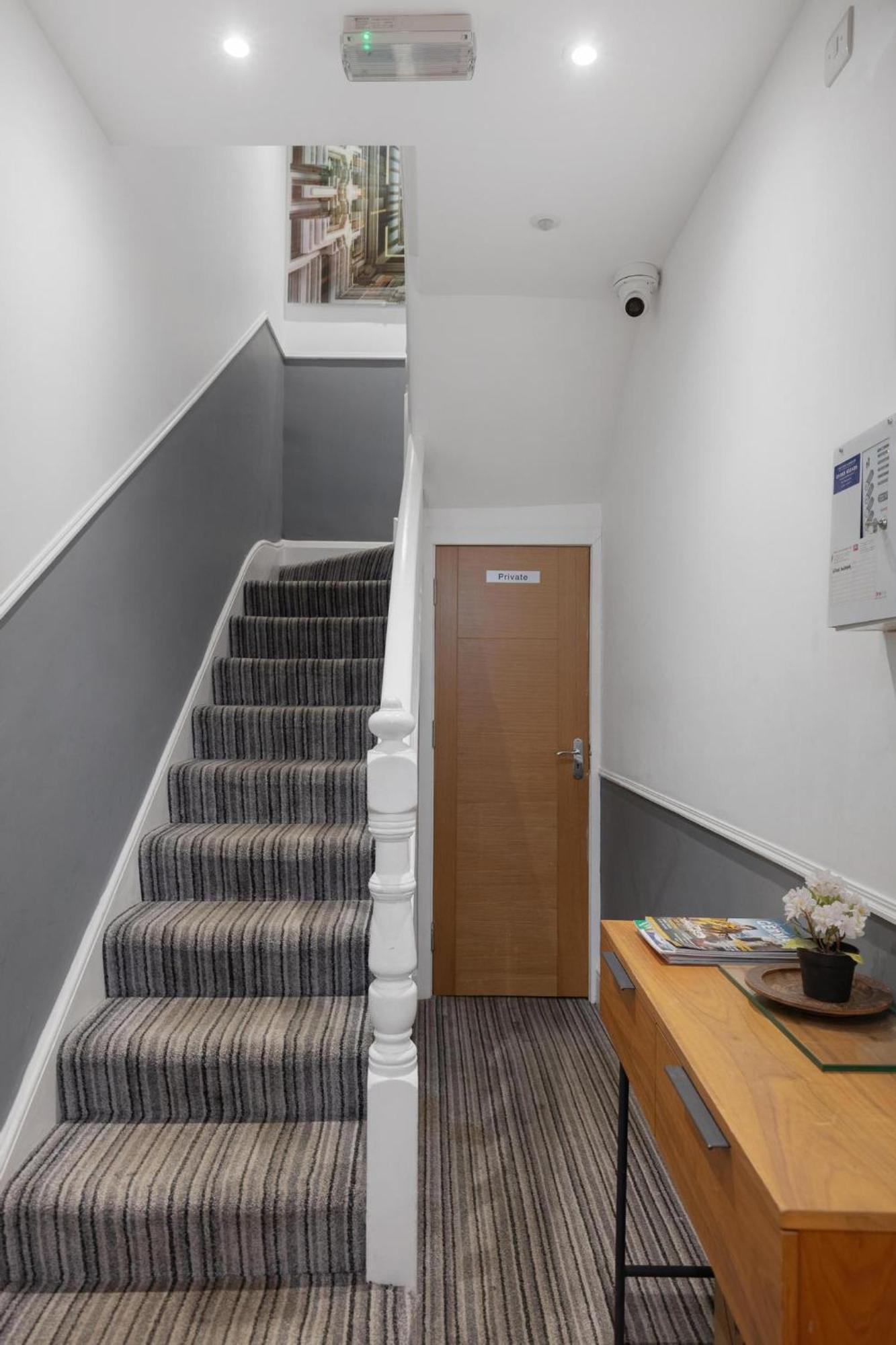 Central And Modern One Bedroom Flat أكسفورد المظهر الخارجي الصورة