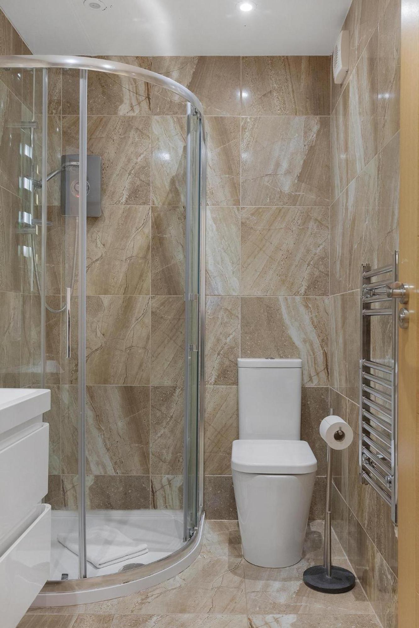Central And Modern One Bedroom Flat أكسفورد المظهر الخارجي الصورة